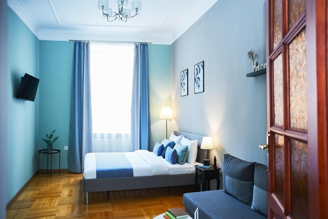 Cozy Apartment, 5Mins To Opera Leopoli Esterno foto