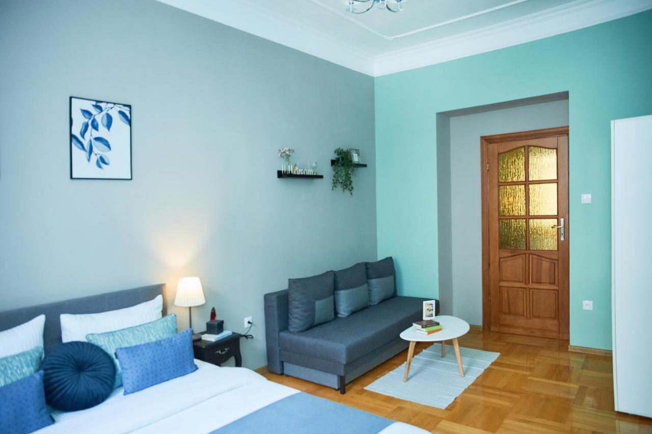 Cozy Apartment, 5Mins To Opera Leopoli Esterno foto